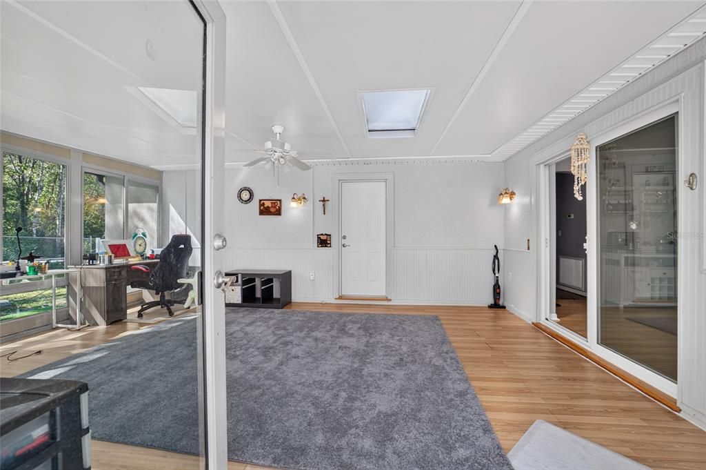 For Sale: $359,900 (4 beds, 2 baths, 2256 Square Feet)
