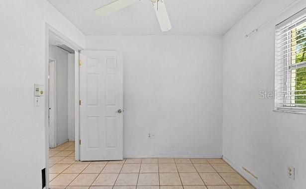 For Sale: $230,000 (3 beds, 2 baths, 1296 Square Feet)
