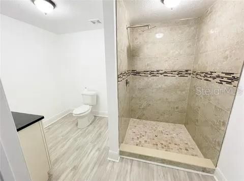 На продажу: $435,000 (5 спален, 3 ванн, 2536 Квадратных фут)