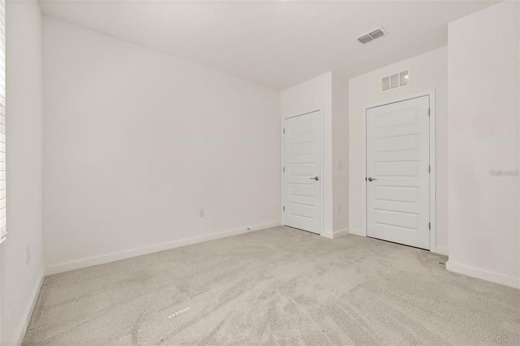For Sale: $375,000 (4 beds, 2 baths, 1828 Square Feet)