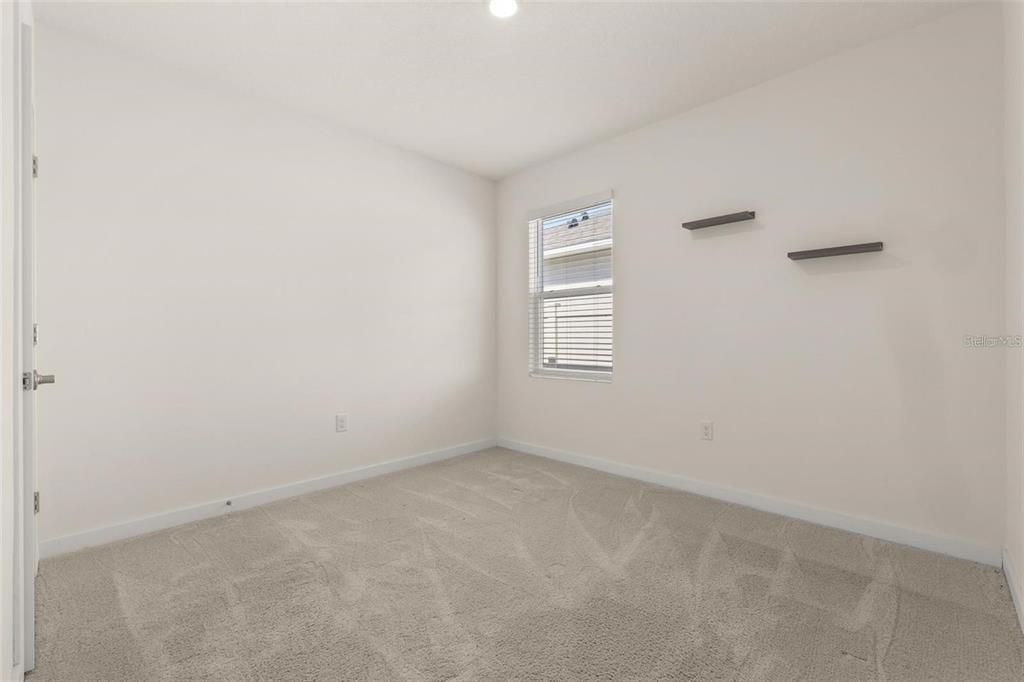 For Sale: $375,000 (4 beds, 2 baths, 1828 Square Feet)