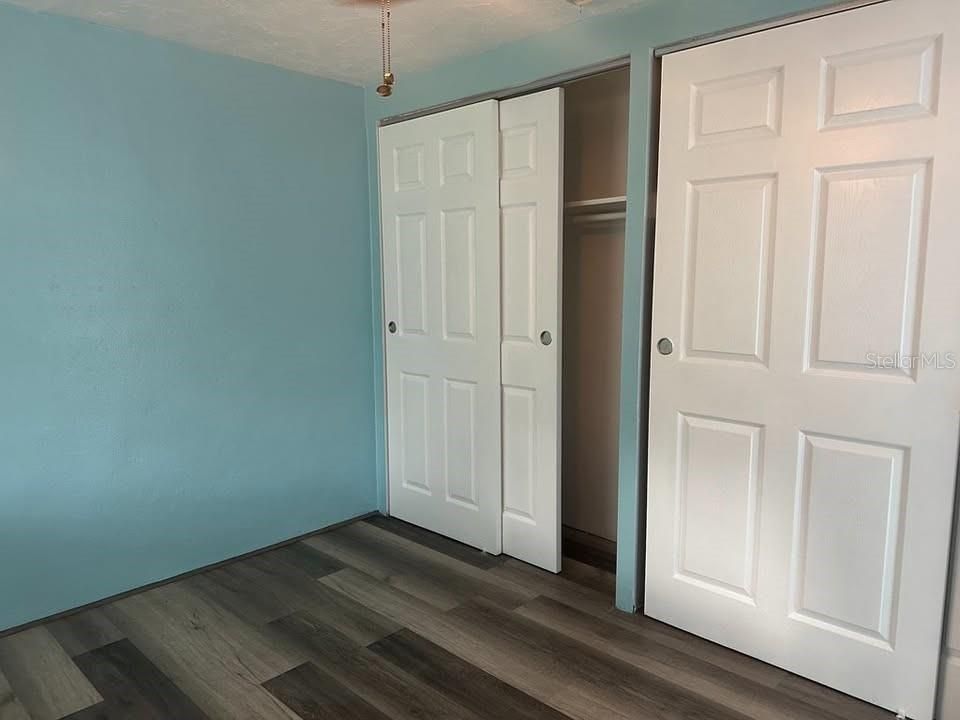 В аренду: $1,350 (2 спален, 1 ванн, 700 Квадратных фут)