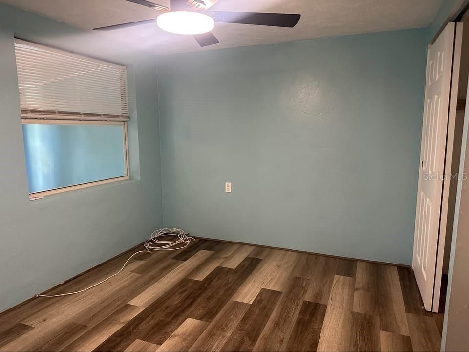 В аренду: $1,350 (2 спален, 1 ванн, 700 Квадратных фут)
