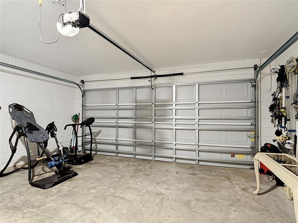 En Venta: $306,900 (4 camas, 2 baños, 1640 Pies cuadrados)