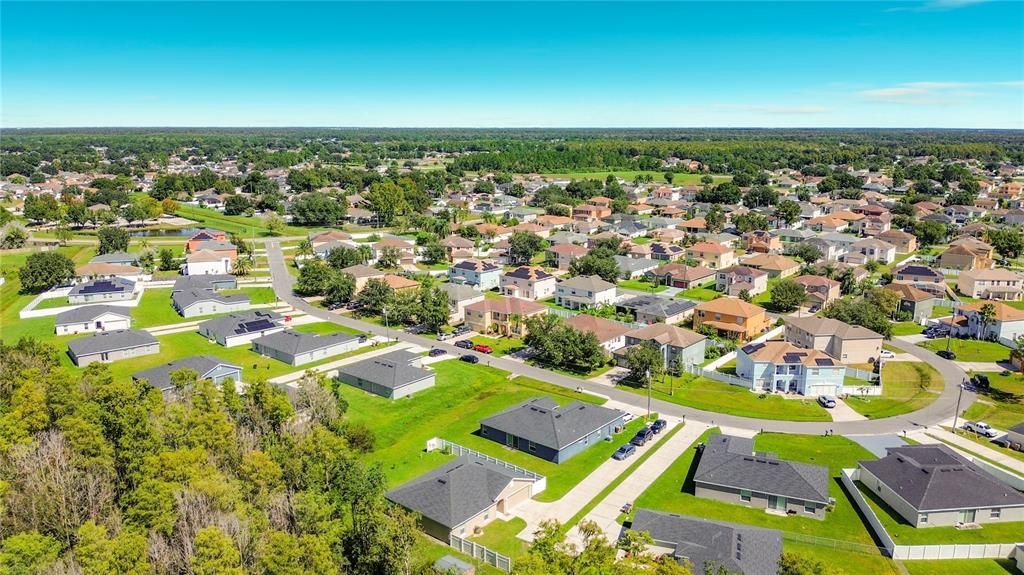 En Venta: $306,900 (4 camas, 2 baños, 1640 Pies cuadrados)