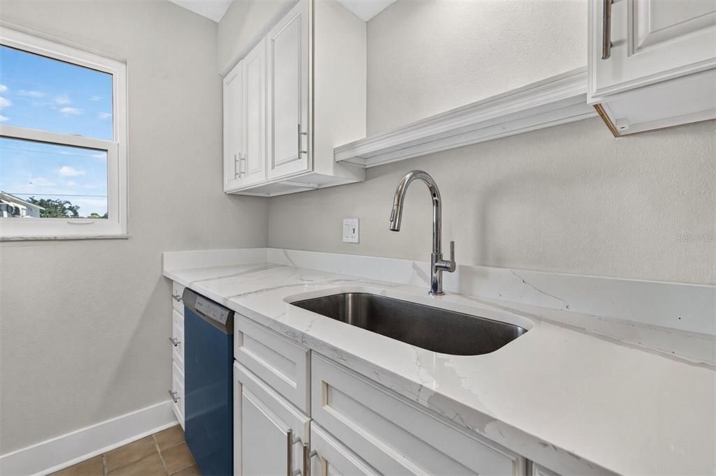 En Venta: $145,000 (2 camas, 1 baños, 1047 Pies cuadrados)