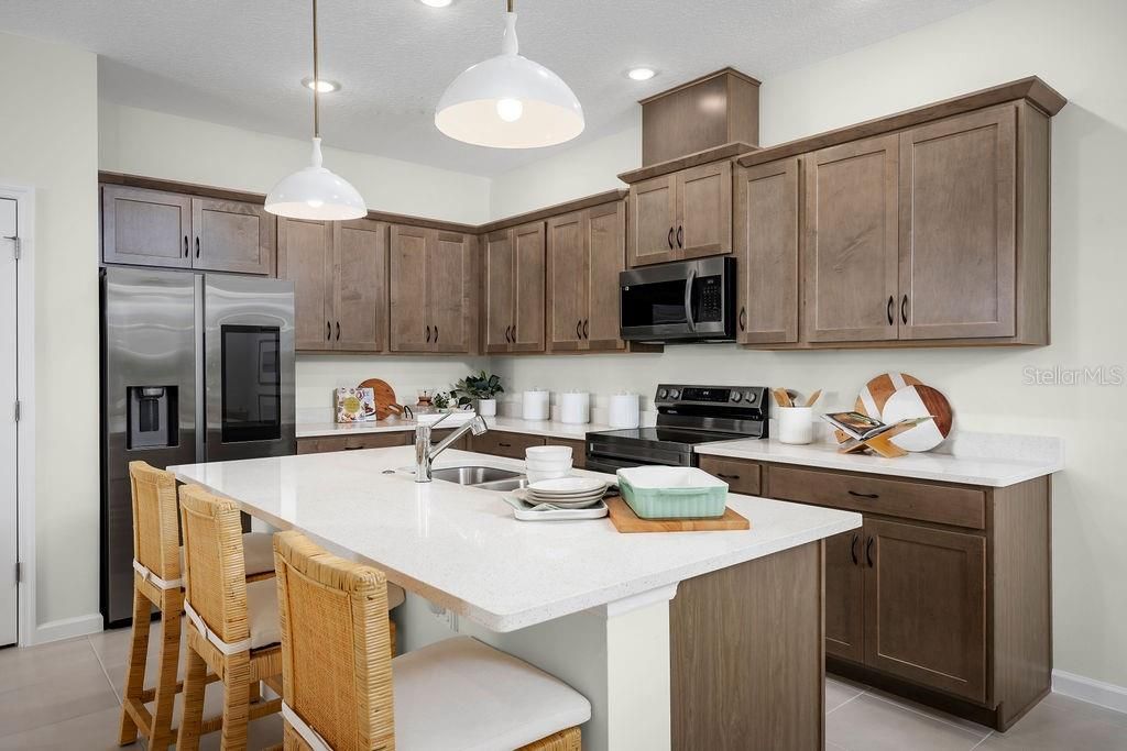 For Sale: $399,990 (4 beds, 2 baths, 1900 Square Feet)