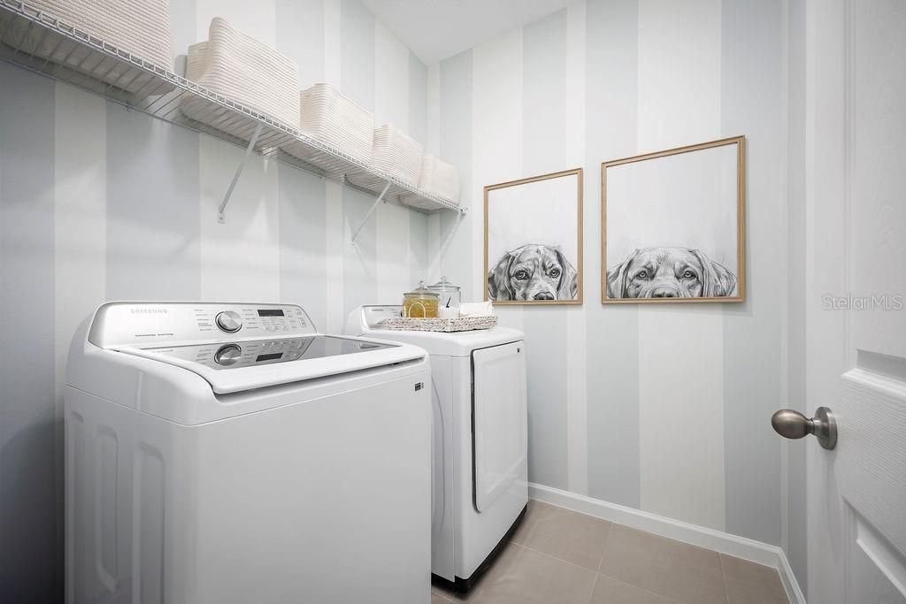 For Sale: $399,990 (4 beds, 2 baths, 1900 Square Feet)