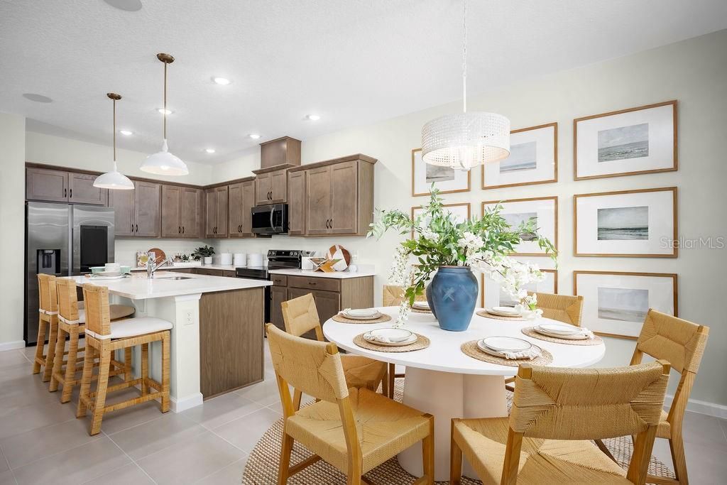 For Sale: $399,990 (4 beds, 2 baths, 1900 Square Feet)