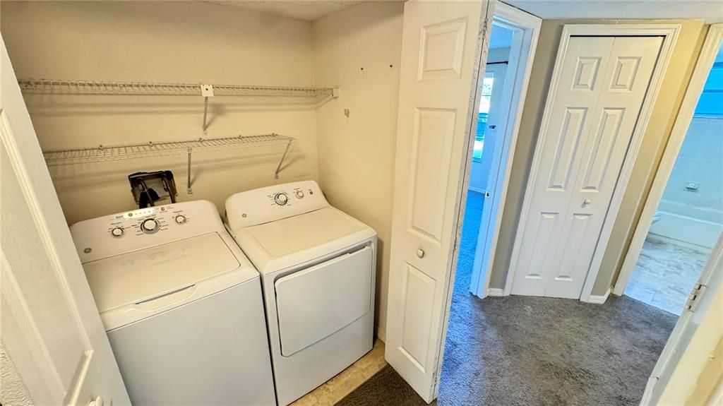 В аренду: $1,750 (3 спален, 2 ванн, 1301 Квадратных фут)