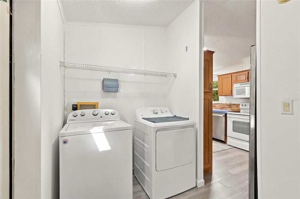 En Venta: $340,000 (3 camas, 2 baños, 1216 Pies cuadrados)