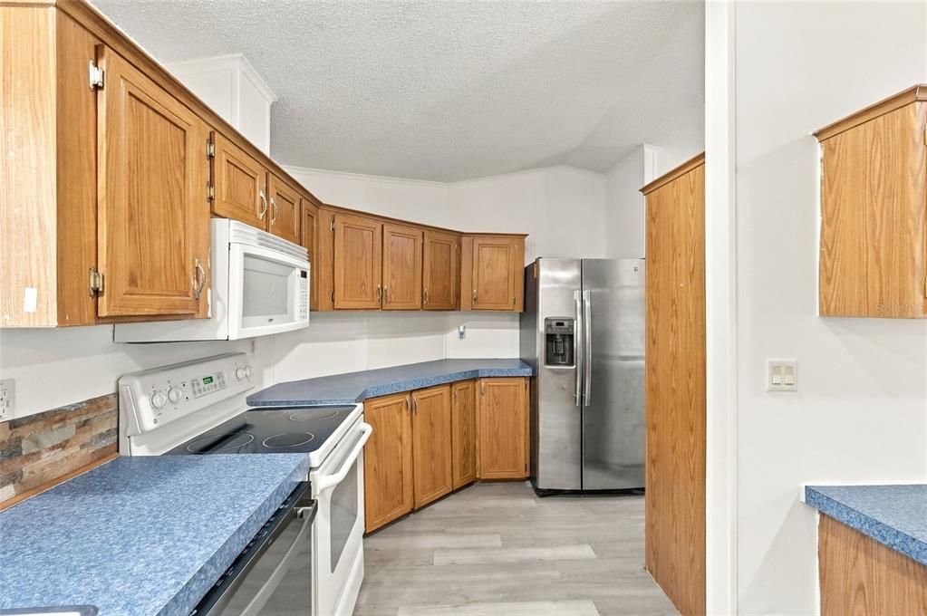 En Venta: $340,000 (3 camas, 2 baños, 1216 Pies cuadrados)