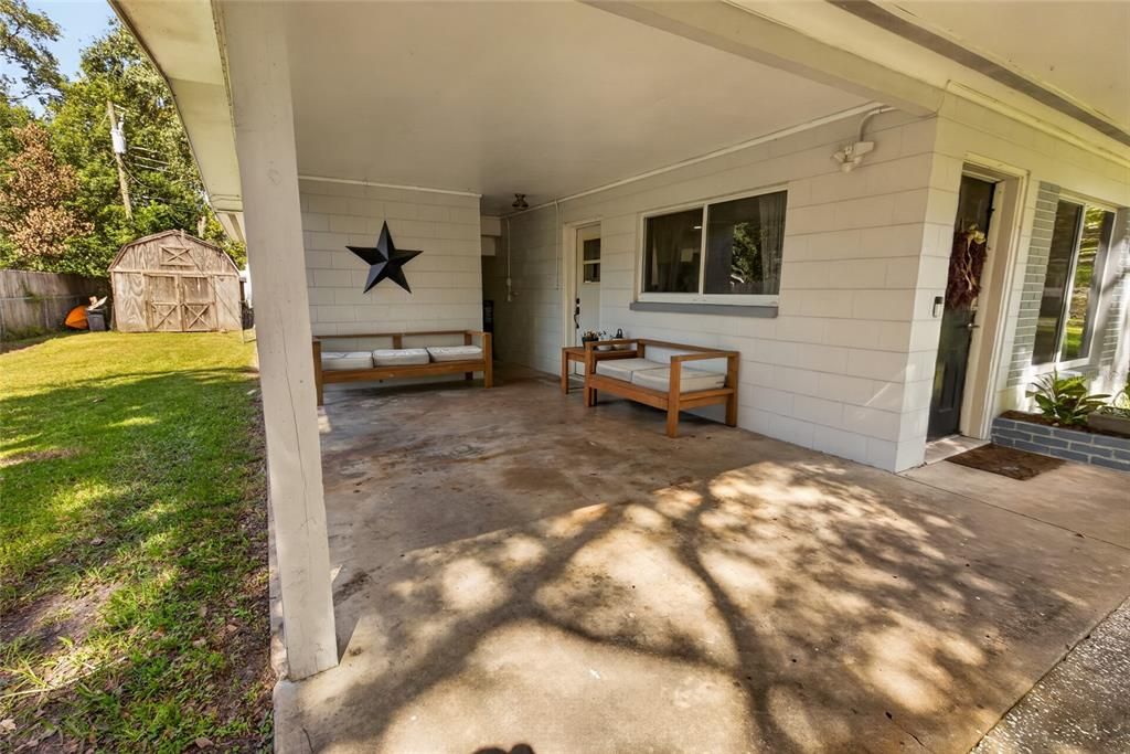 For Sale: $269,900 (3 beds, 2 baths, 1304 Square Feet)