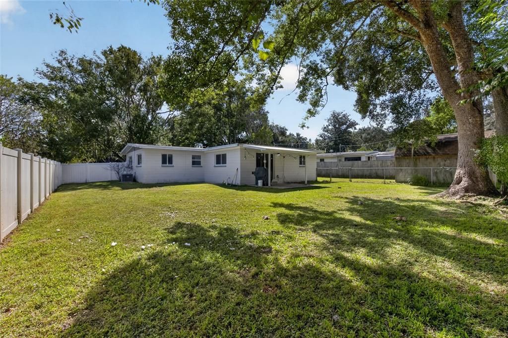 For Sale: $269,900 (3 beds, 2 baths, 1304 Square Feet)