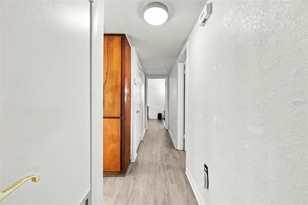 На продажу: $370,000 (4 спален, 3 ванн, 2254 Квадратных фут)