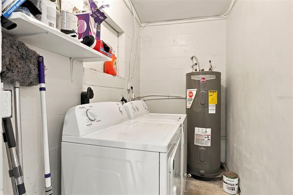 На продажу: $370,000 (4 спален, 3 ванн, 2254 Квадратных фут)