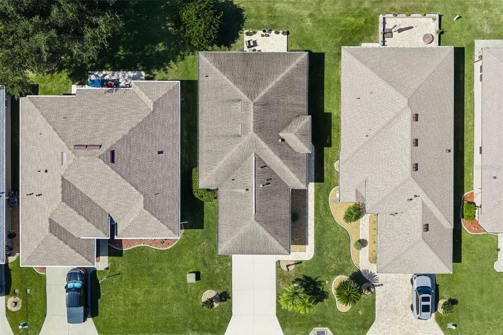На продажу: $284,999 (2 спален, 2 ванн, 1409 Квадратных фут)