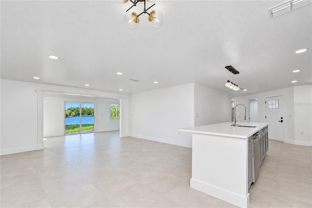 For Sale: $485,000 (3 beds, 2 baths, 1550 Square Feet)