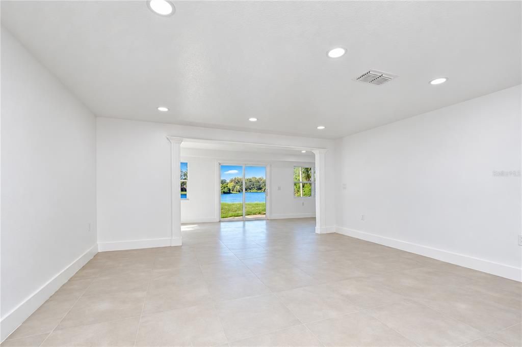 For Sale: $485,000 (3 beds, 2 baths, 1550 Square Feet)