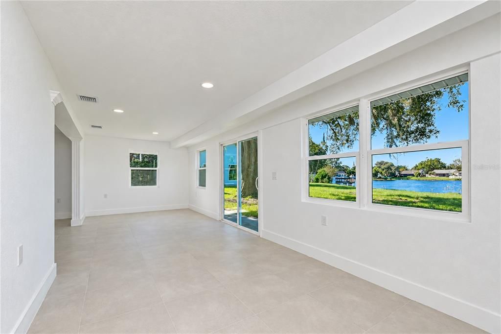 For Sale: $485,000 (3 beds, 2 baths, 1550 Square Feet)