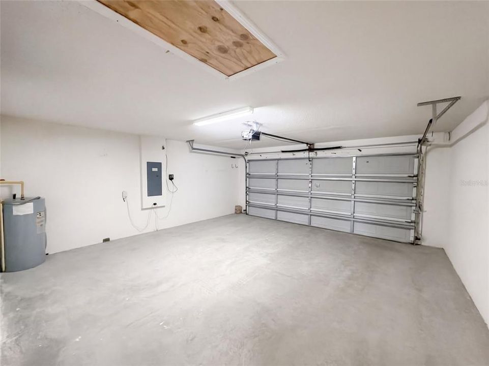 На продажу: $300,000 (3 спален, 2 ванн, 1867 Квадратных фут)