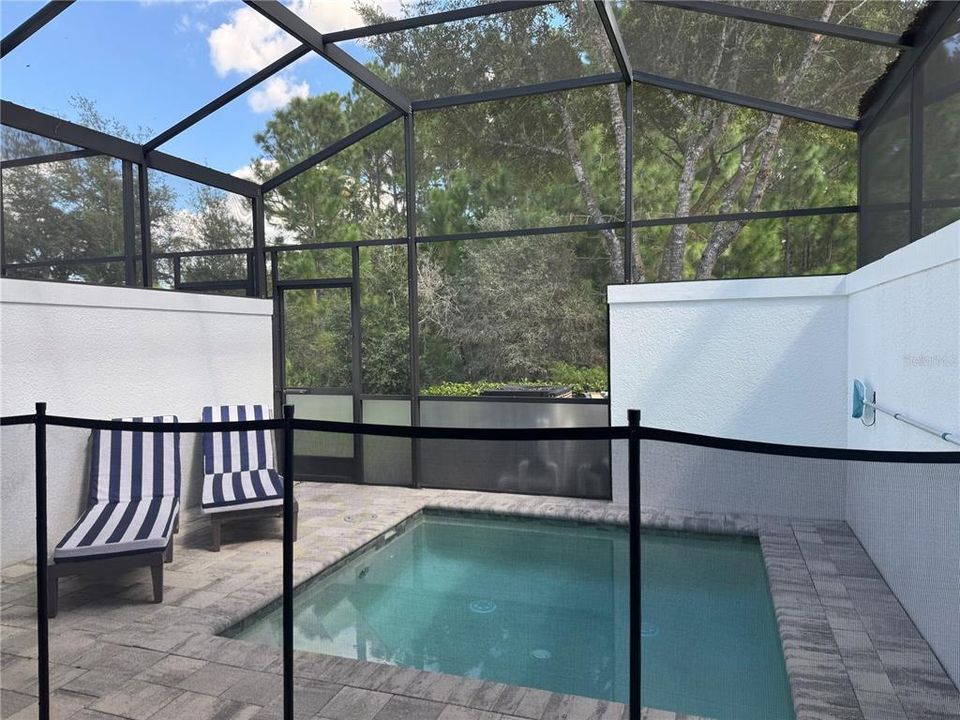 For Sale: $390,999 (3 beds, 3 baths, 1852 Square Feet)