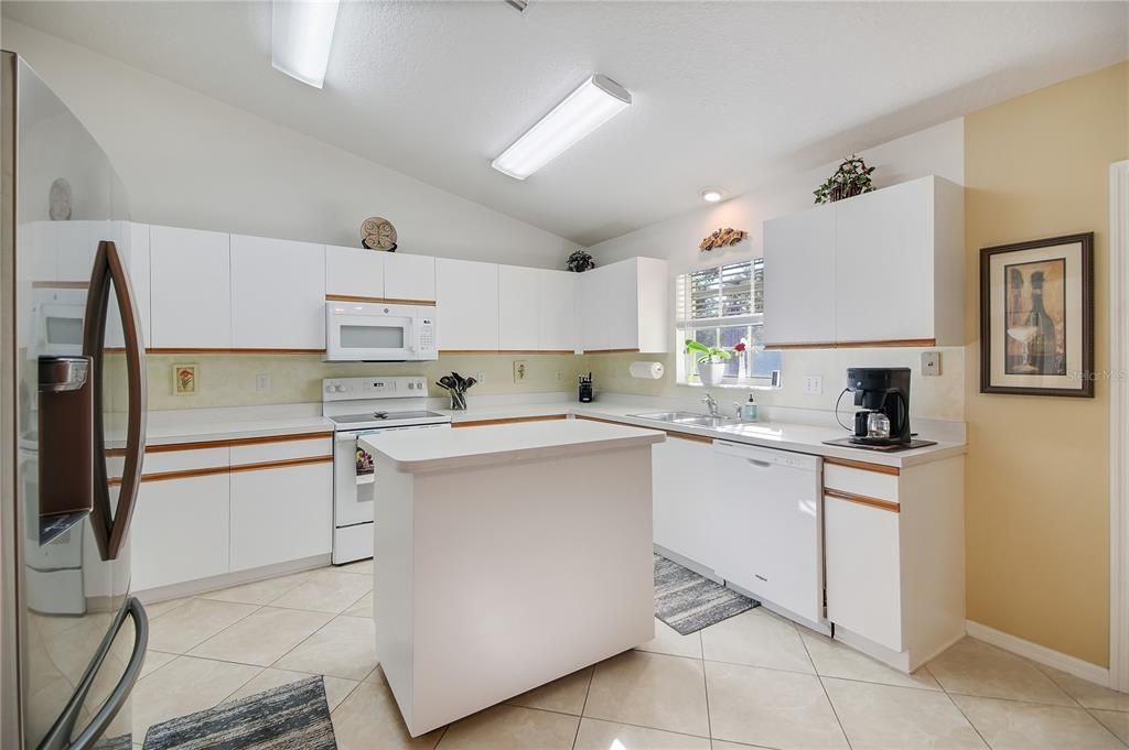 En Venta: $386,000 (3 camas, 2 baños, 1834 Pies cuadrados)