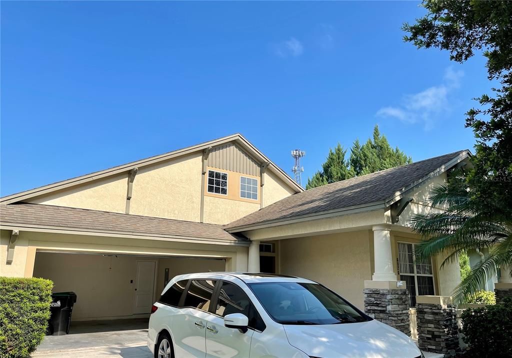 For Rent: $2,800 (3 beds, 2 baths, 2230 Square Feet)