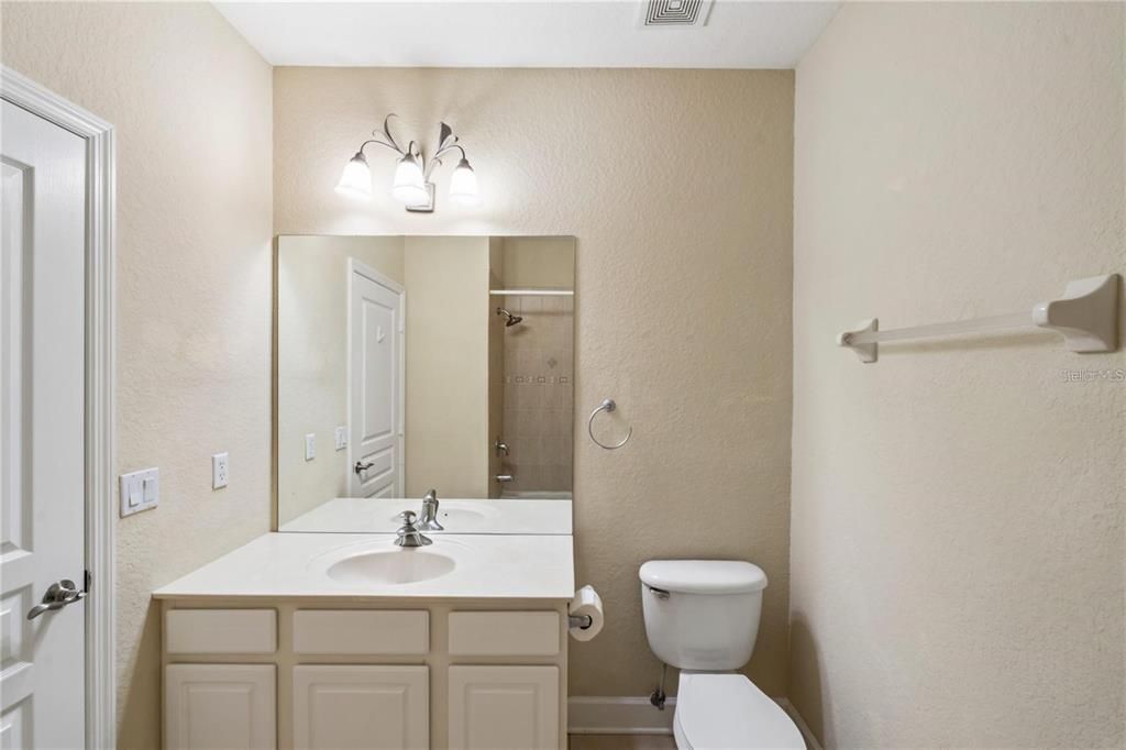 В аренду: $2,700 (3 спален, 2 ванн, 2010 Квадратных фут)