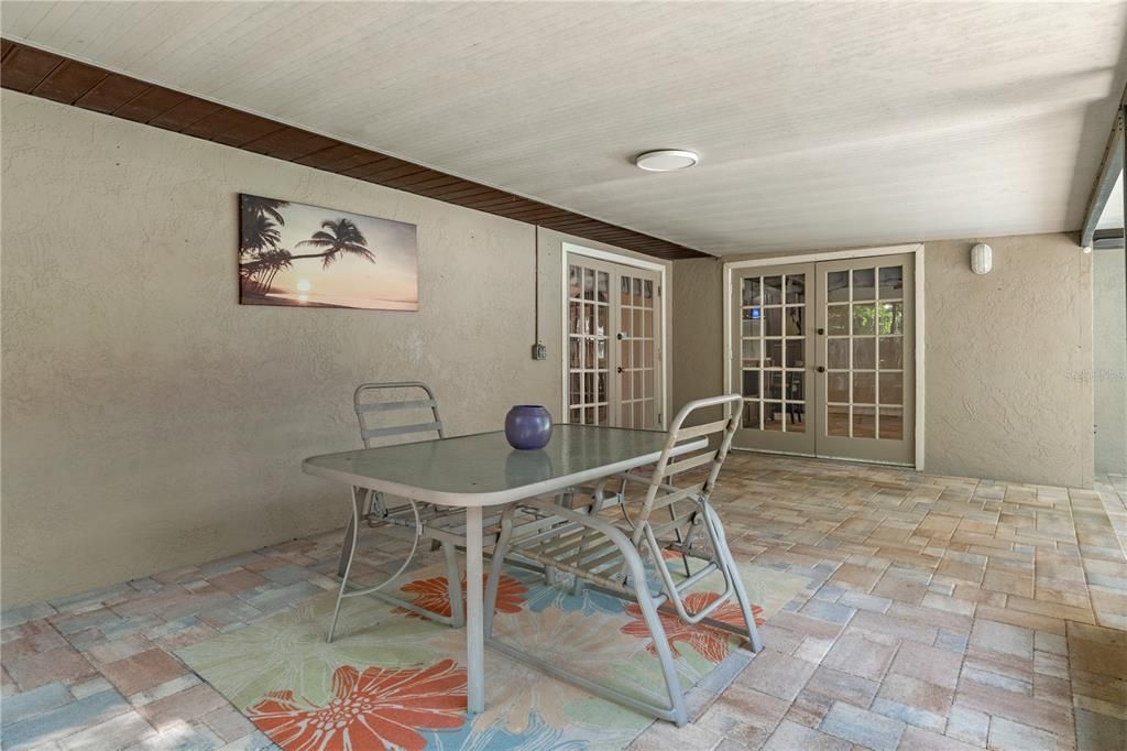 En Venta: $349,000 (3 camas, 2 baños, 1824 Pies cuadrados)