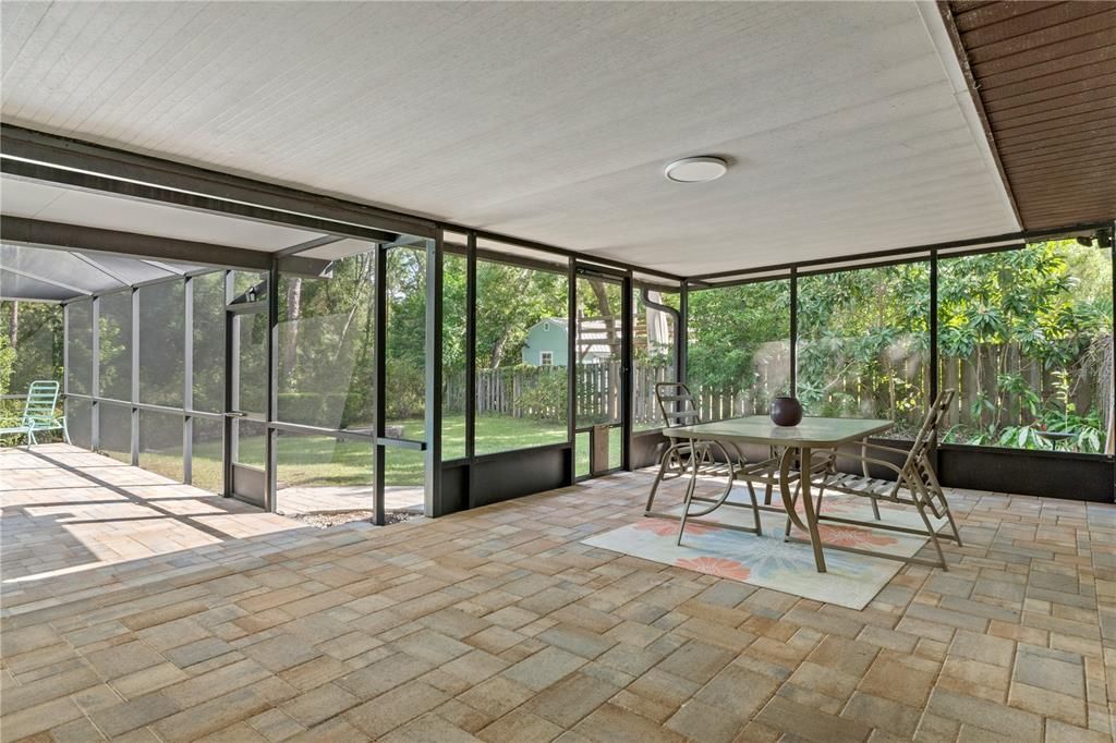 En Venta: $349,000 (3 camas, 2 baños, 1824 Pies cuadrados)