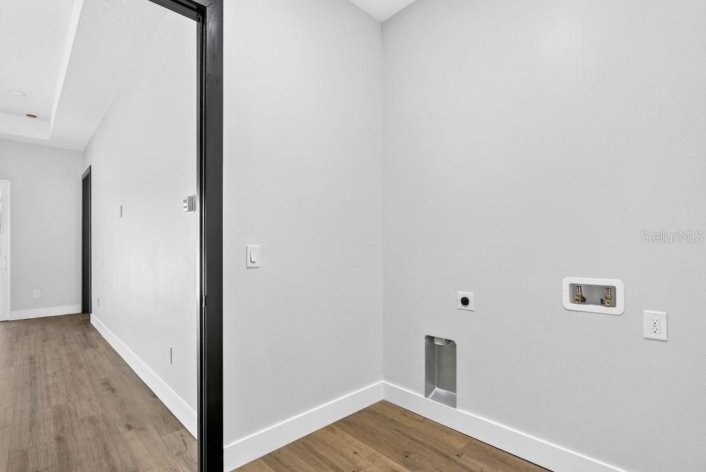 En Venta: $399,000 (3 camas, 2 baños, 1728 Pies cuadrados)