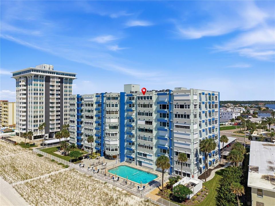 For Sale: $769,000 (2 beds, 2 baths, 1505 Square Feet)
