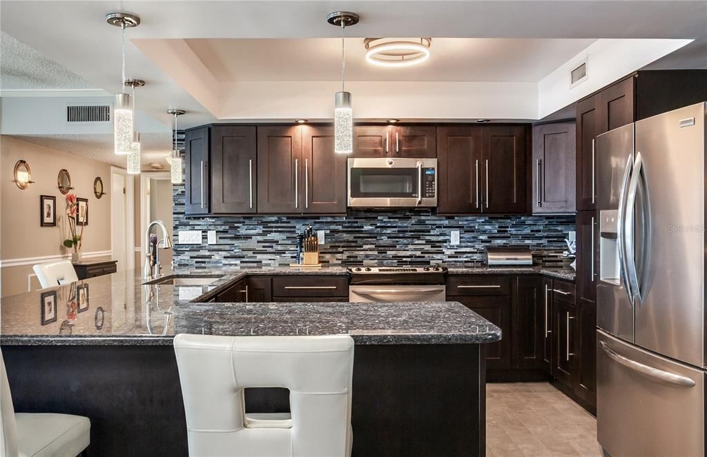 For Sale: $769,000 (2 beds, 2 baths, 1505 Square Feet)