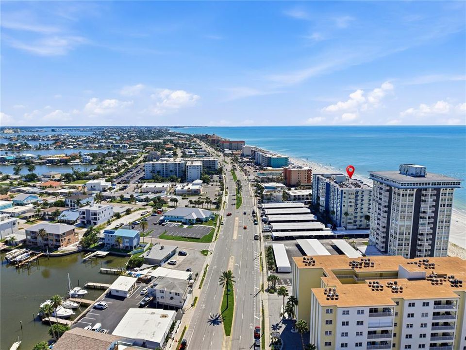 For Sale: $769,000 (2 beds, 2 baths, 1505 Square Feet)