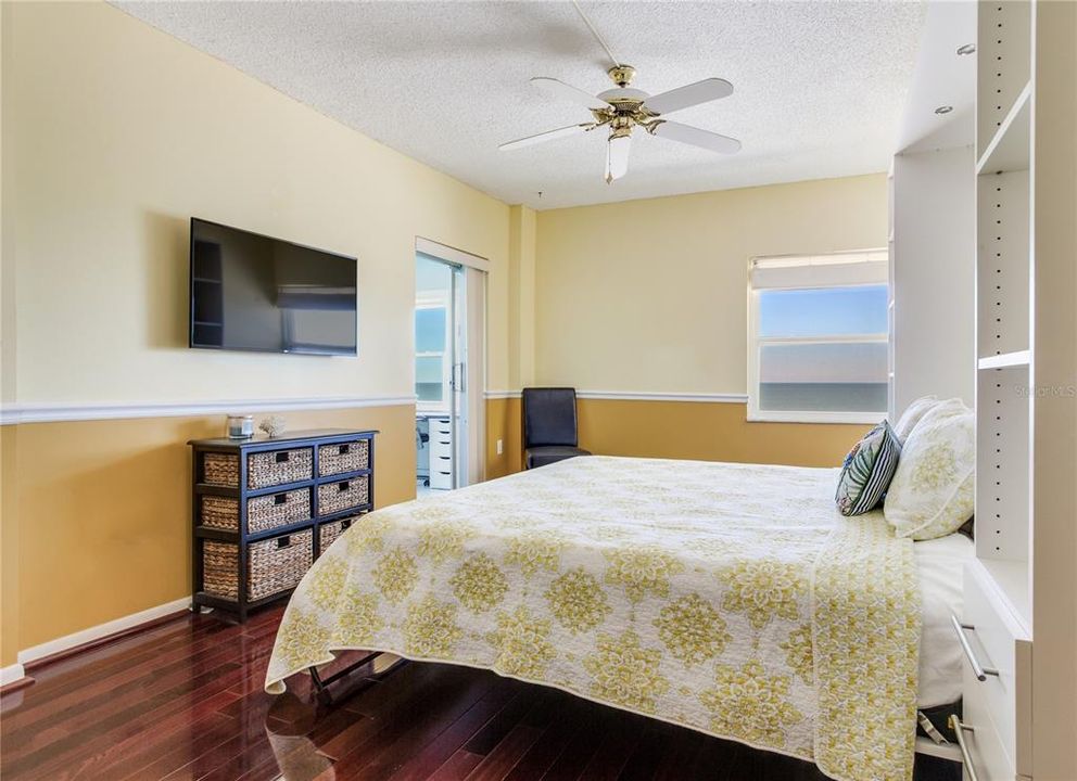 For Sale: $769,000 (2 beds, 2 baths, 1505 Square Feet)