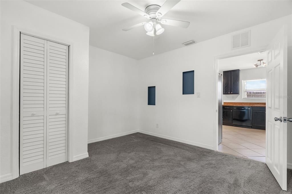 En Venta: $200,000 (2 camas, 1 baños, 982 Pies cuadrados)