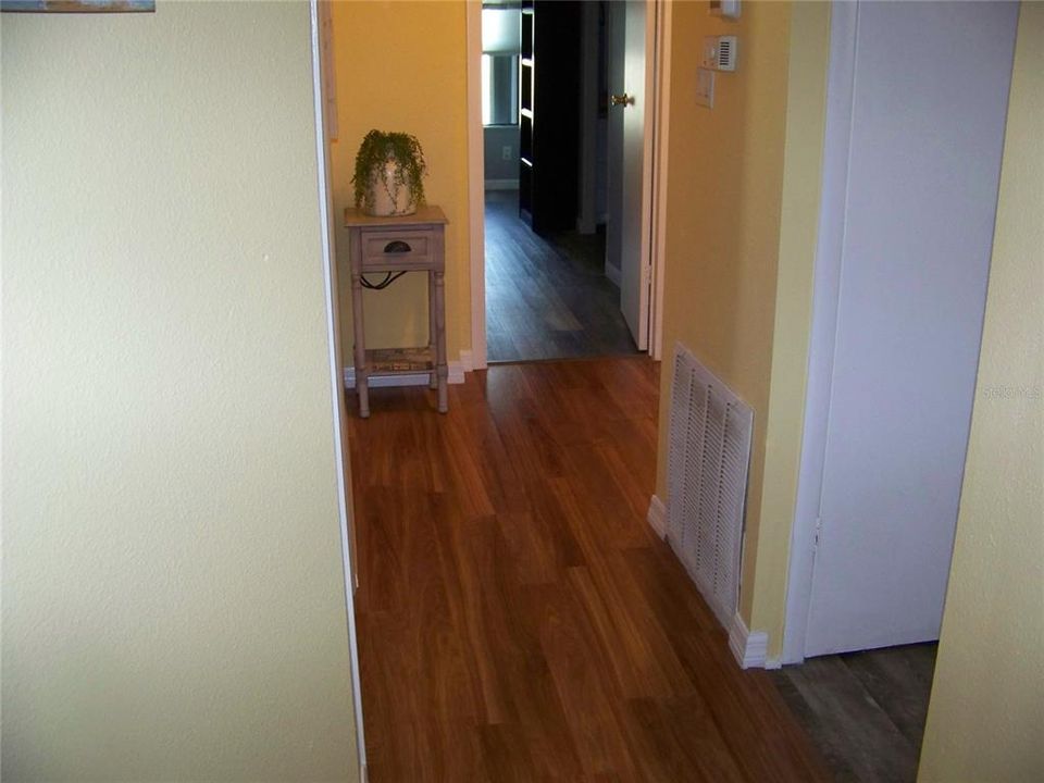 En Venta: $158,500 (2 camas, 2 baños, 1248 Pies cuadrados)