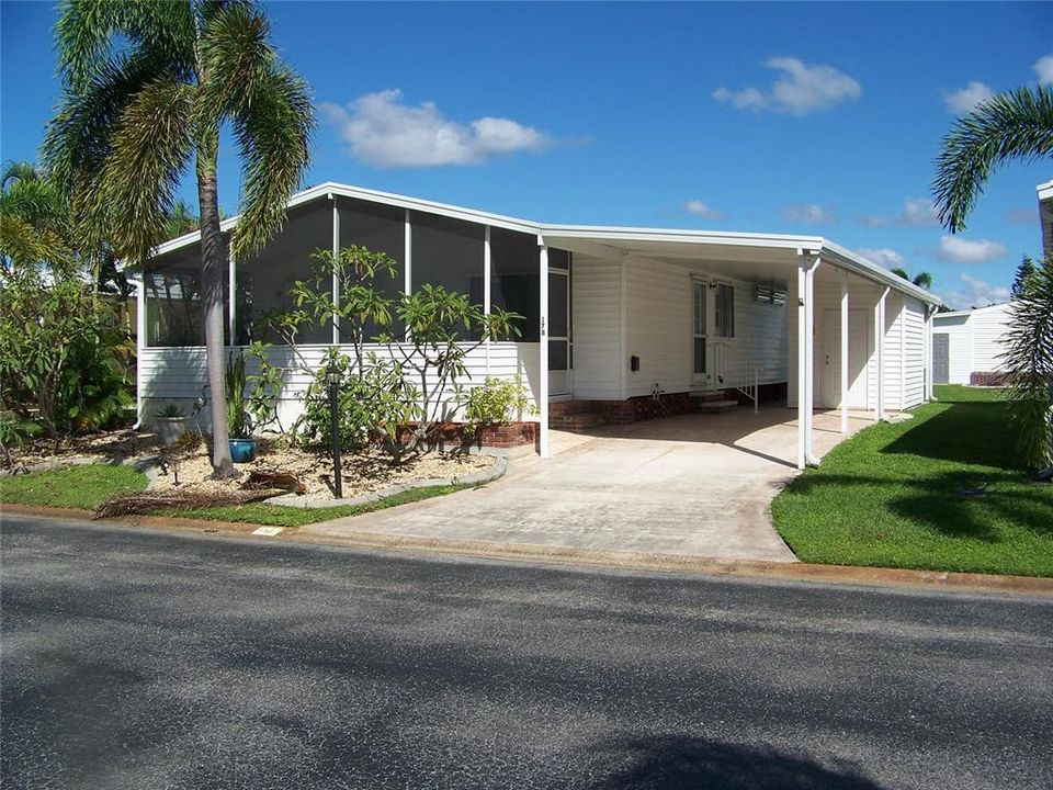 En Venta: $158,500 (2 camas, 2 baños, 1248 Pies cuadrados)