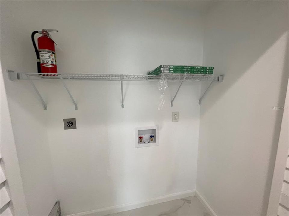 En Renta: $1,950 (2 camas, 2 baños, 1000 Pies cuadrados)