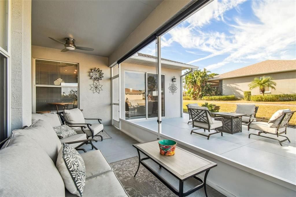 En Venta: $455,000 (4 camas, 3 baños, 2214 Pies cuadrados)