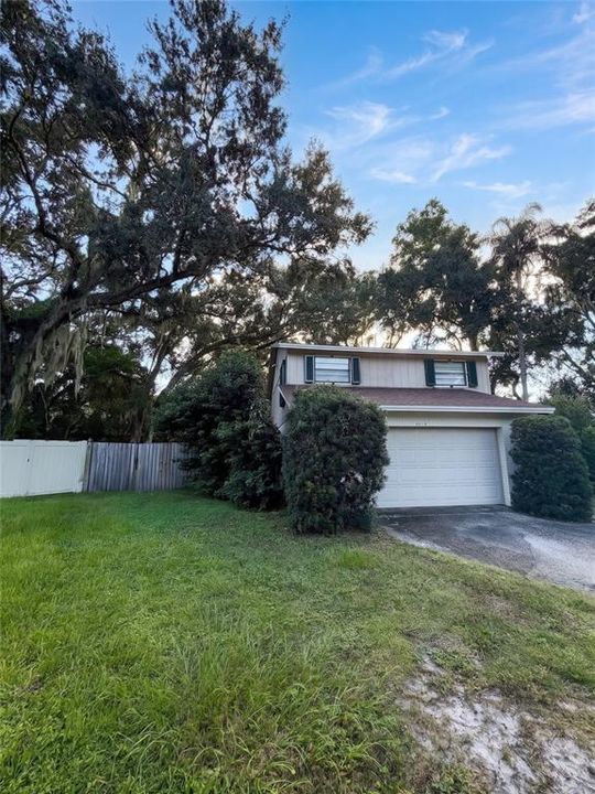 En Venta: $395,000 (4 camas, 2 baños, 1985 Pies cuadrados)