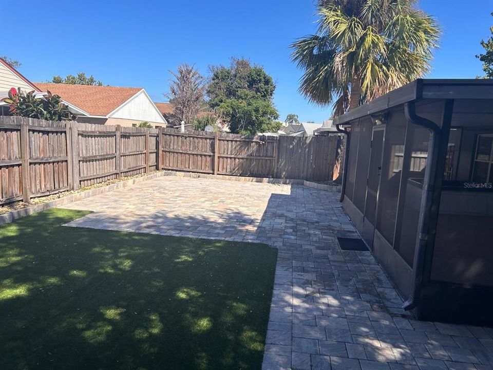 For Sale: $359,900 (3 beds, 2 baths, 1244 Square Feet)