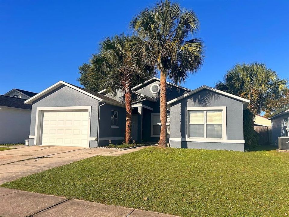 For Sale: $359,900 (3 beds, 2 baths, 1244 Square Feet)