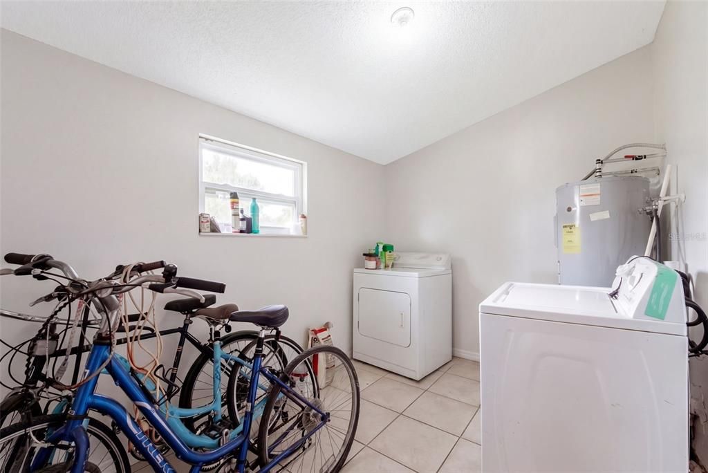 En Venta: $260,000 (3 camas, 2 baños, 1012 Pies cuadrados)
