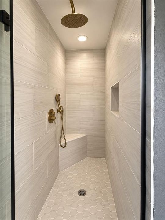En Renta: $1,999 (3 camas, 2 baños, 1092 Pies cuadrados)