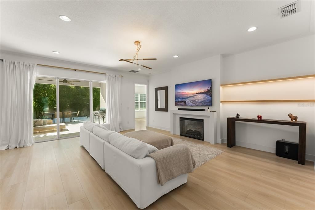For Sale: $1,150,000 (4 beds, 3 baths, 3094 Square Feet)
