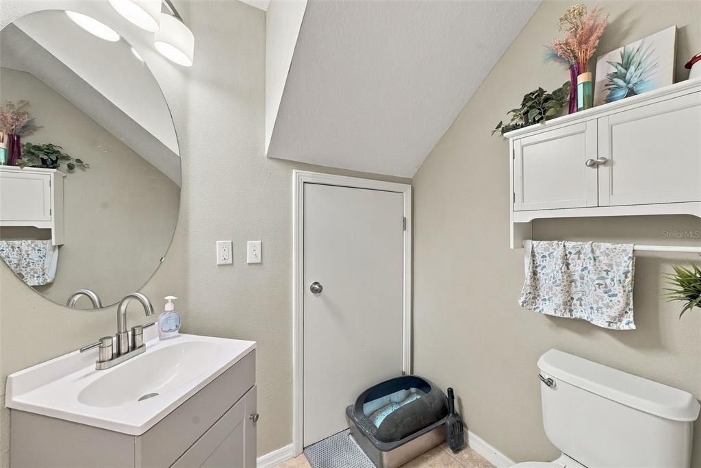 Active With Contract: $149,999 (3 beds, 2 baths, 1408 Square Feet)