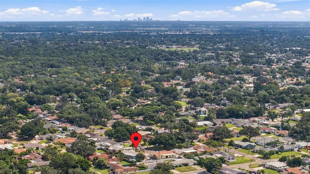 En Venta: $699,900 (4 camas, 2 baños, 2282 Pies cuadrados)