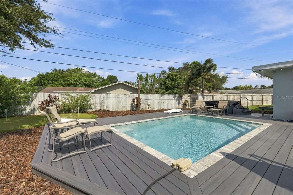 En Venta: $699,900 (4 camas, 2 baños, 2282 Pies cuadrados)
